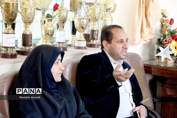 برنامه‌ریزی بیستمین مانور سراسری زلزله و ایمنی در دبیرستان سلمان فارسی شهرستان بیرجند