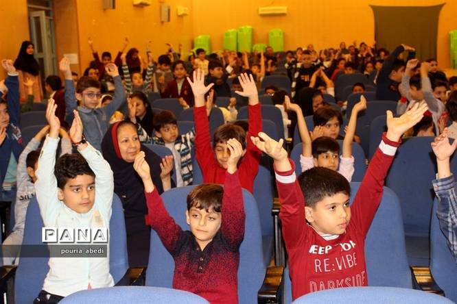 جشن میلاد دو نور مدرسه شهید کاوه بوشهر