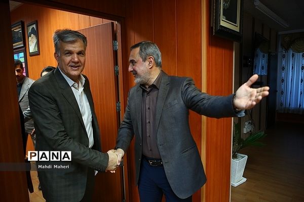 دیدار وزیر آموزش و پرورش با جمعی از نمایندگان مجلس