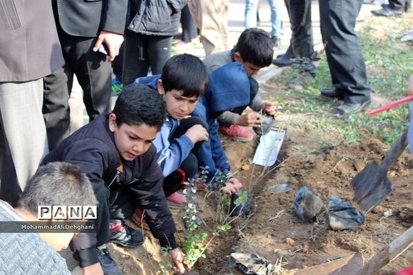 برگزاری جشنواره فرهنگی اجتماعی روستایی و عشایری شهرستان بهارستان