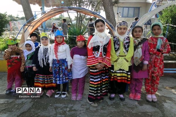 جشنواره فرهنگ بومی محلی مازندران در روستای کمیشان