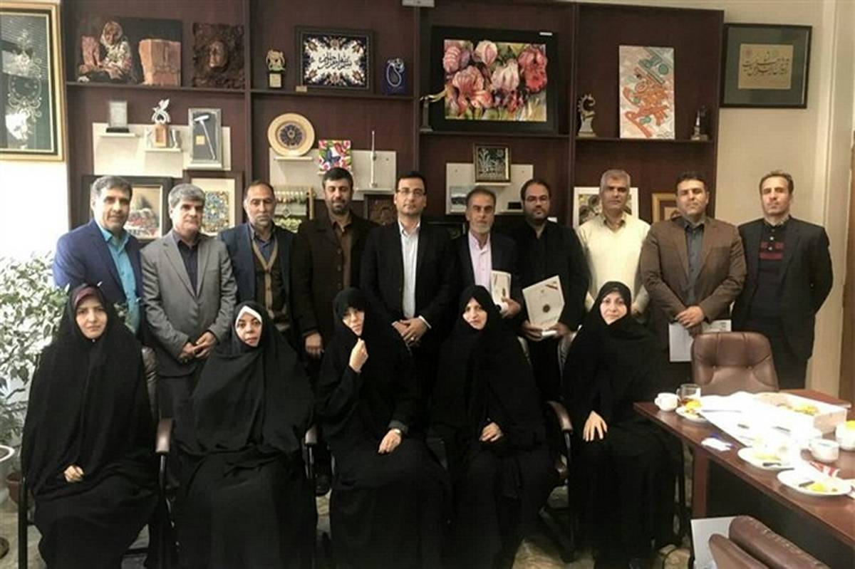 کسب رتبه اول کشوری توسط گروه مدیران هنرستان های شهر تهران