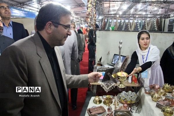 افتتاح سومین نمایشگاه ملی صنایع دستی خراسان جنوبی
