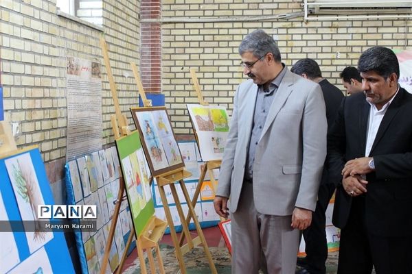 جشنواره آب و زندگی در دبستان معینی بوشهر