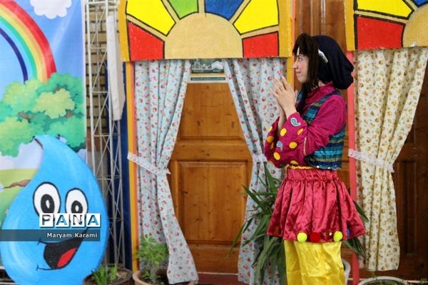 جشنواره آب و زندگی در دبستان معینی بوشهر