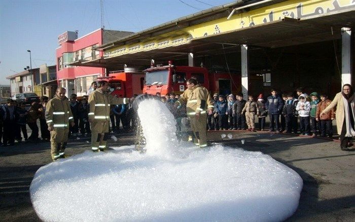 5 هزار دانش آموز ارومیه ای آموزش اطفای حریق دیدند