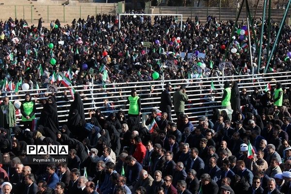 دیدار رئیس جمهوری با مردم استان سمنان در ورزشگاه تختی شاهرود