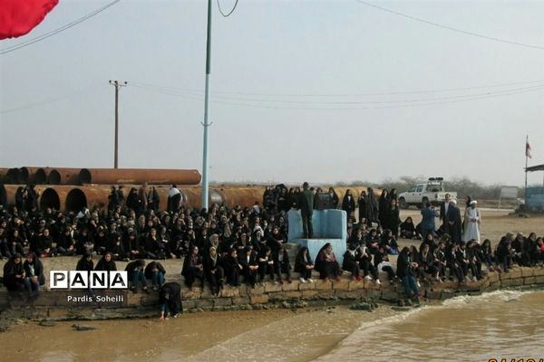 حضور دانش آموزان شهرقدس در مناطق عملیاتی جنوب کشور
