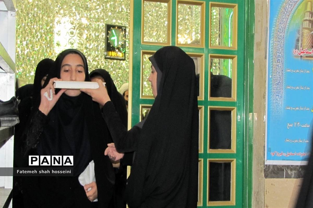 اعزام دانش آموزان دختر شهرستان فیروزکوه به مناطق عملیاتی جنوب کشور
