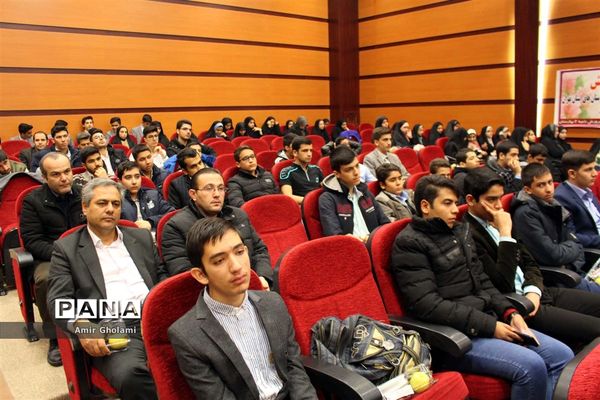 آیین تجلیل از منتخبین سی وششمین دوره مسابقات استانی قرآن، عترت و نماز شهرستان های استان تهران