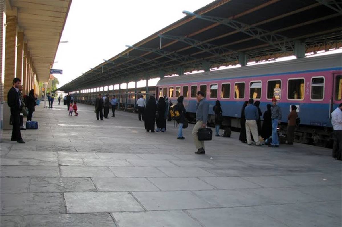 آغاز ارائه اینترنت رایگان تلفن همراه در قطارهای تهران-مشهد