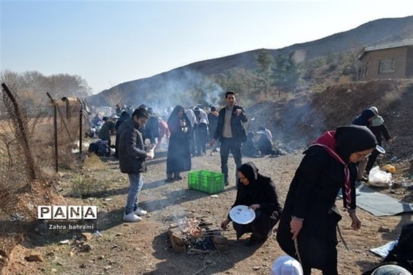 برگزاری اردو و همایش کوه‌پیمایی تشکیلات دانش آموزی پاکدشت