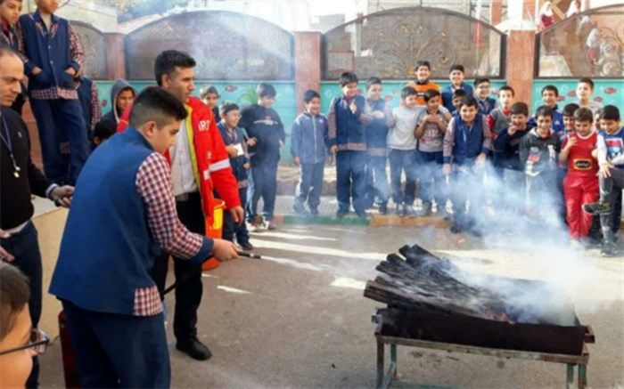 برگزاری کارگاه آموزش ایمنی وآتش نشانی در فشافویه