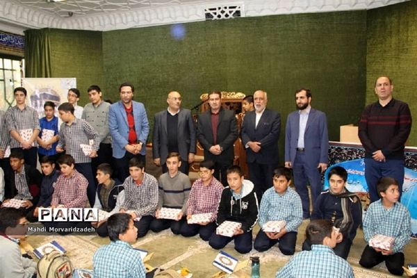 برگزاری محفل انس با قرآن به مناسبت ولادت حضرت عبدالعظیم حسنی(ع) در شهرری