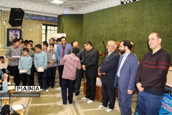 برگزاری محفل انس با قرآن به مناسبت ولادت حضرت عبدالعظیم حسنی(ع) در شهرری