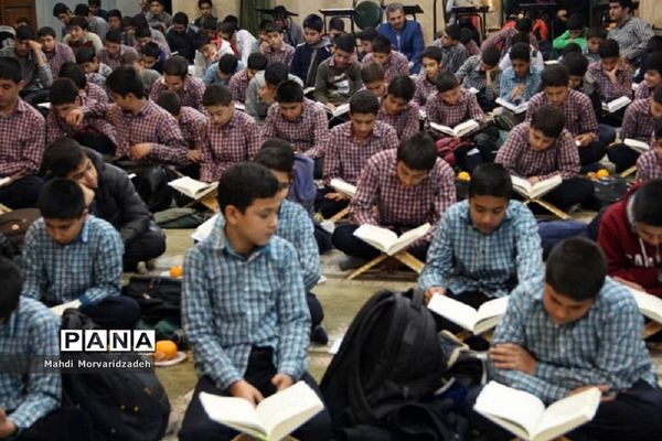 برگزاری محفل انس با قرآن به مناسبت ولادت حضرت عبدالعظیم حسنی(ع) در شهرری