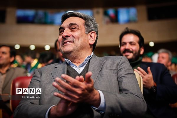 آیین تنفیذ احکام شهرداران مدارس