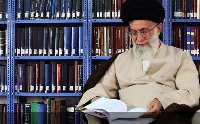 کتاب اندیشه سیاسی آیت‌الله سیدعلی خامنه‌ای منتشر شد