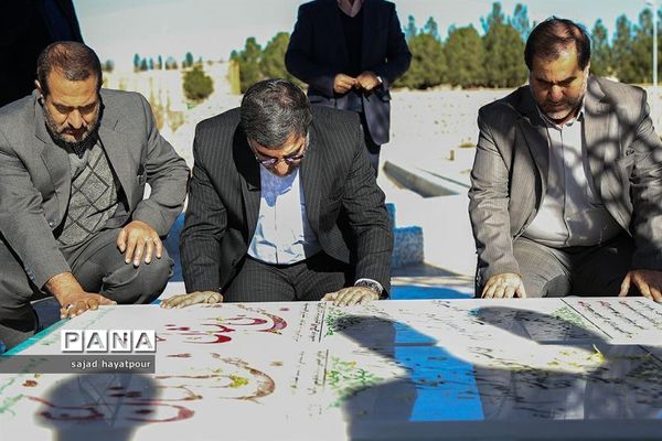 حضور امیرآبادی نماینده مجلس در دانشگاه آزاد اسلامی قم و دیدار با دانشجویان بسیجی و انجمن‌های دانشجویی