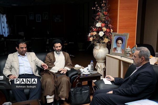 دیدار وزیر آموزش و پرورش با جمعی از نمایندگان مجلس
