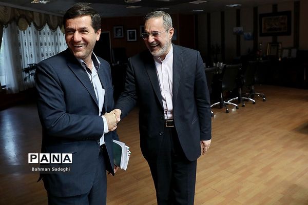 دیدار وزیر آموزش و پرورش با جمعی از نمایندگان مجلس
