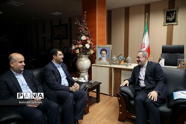 دیدار وزیر آموزش و پرورش با جمعی از نمایندگان مجلس