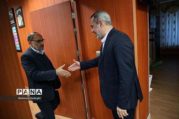 دیدار وزیر آموزش و پرورش با جمعی از نمایندگان مجلس