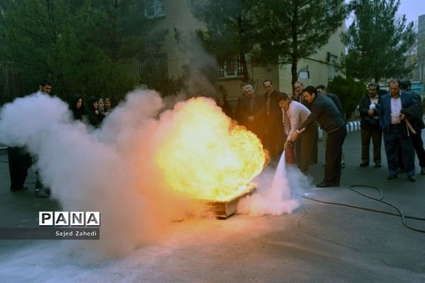 اولین دوره تخصصی تربیت مدرس سازمان دانش‌آموزی آذربایجان شرقی