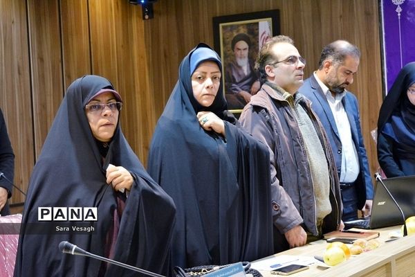 نشست هم اندیشی اعضا هیئت اندیشه ورز شهرستان‌های استان تهران در شهریار