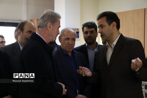 بازدید معاون استخدامی رئیس جمهور از شعبه پنجم سازمان تامین اجتماعی تبریز