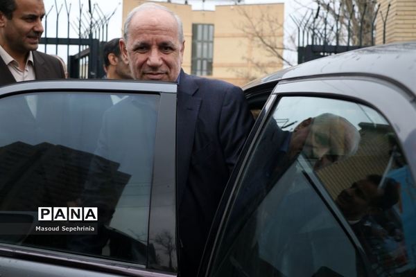 بازدید معاون استخدامی رئیس جمهور از شعبه پنجم سازمان تامین اجتماعی تبریز