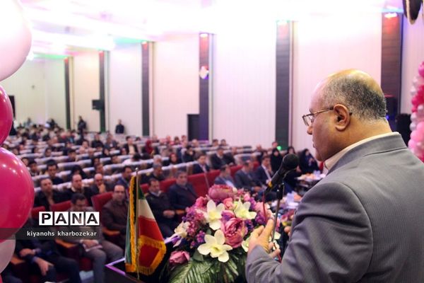 مراسم تجلیل از برترین‌های کنکور 97 ناحیه یک ارومیه