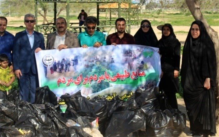 پاکسازی منابع طبیعی سرکره توسط دانش آموزان و دبیران مدرسه تیز هوشان امام خمینی دشتستان انجام شد