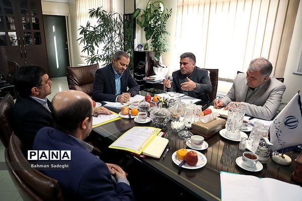 جلسه ستاد مرکزی شاهد