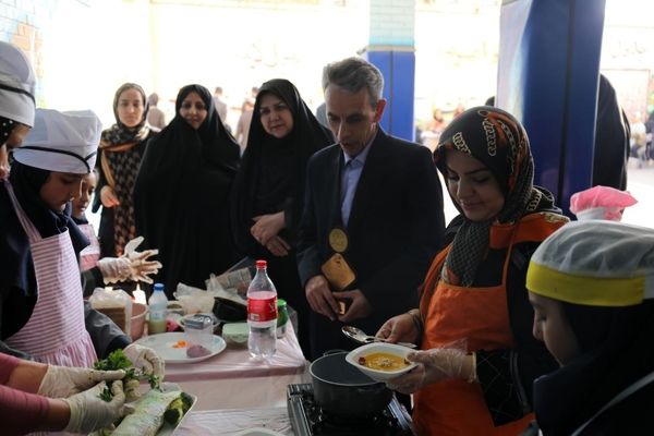 جشنواره مادر و دختری در دبستان زینبیه تبریز