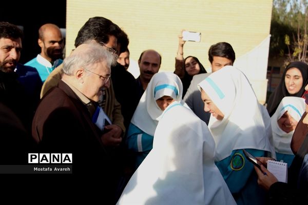 بازدید معاون علمی، فرهنگی و اجتماعی سازمان  برنامه و بودجه کشور از چند طرح عمرانی در بیرجند