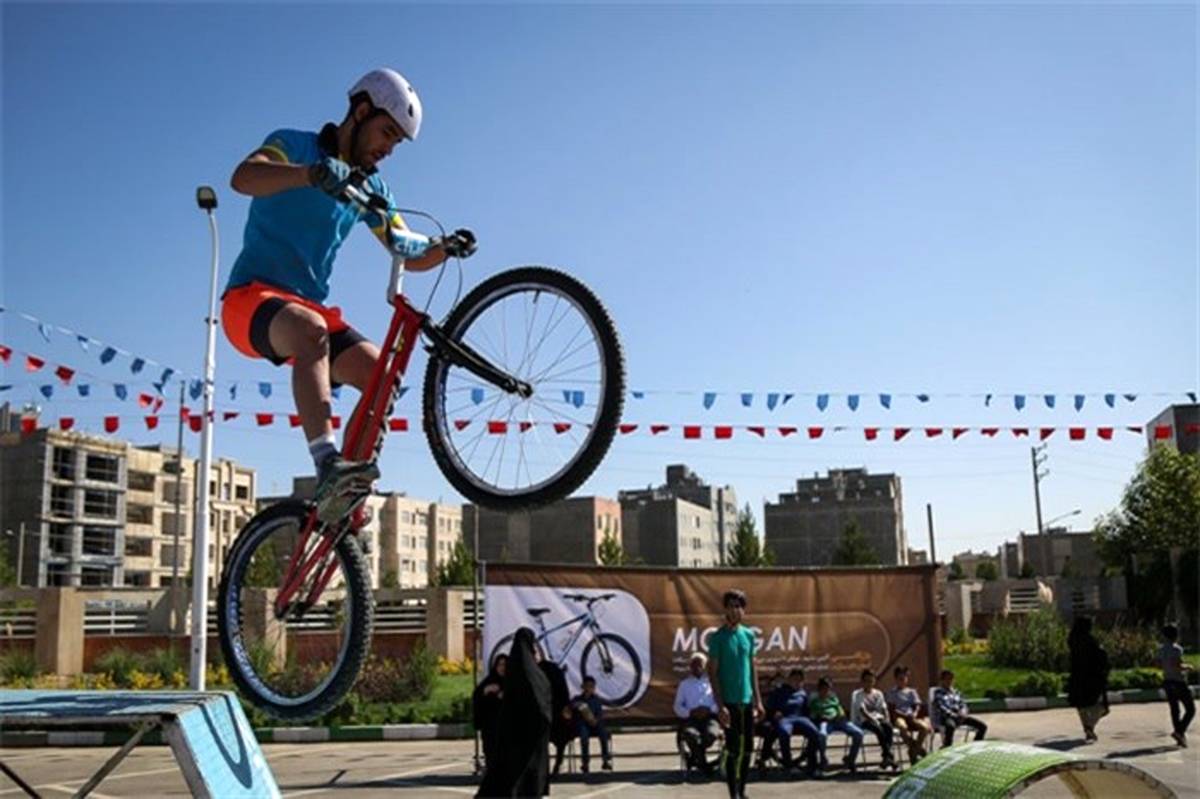 مسابقه دوچرخه سواری تریال در البرز برگزار شد