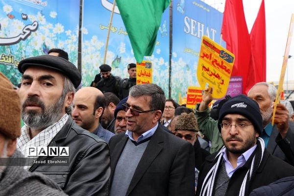 راهپیمایی 9 دی در مشهد