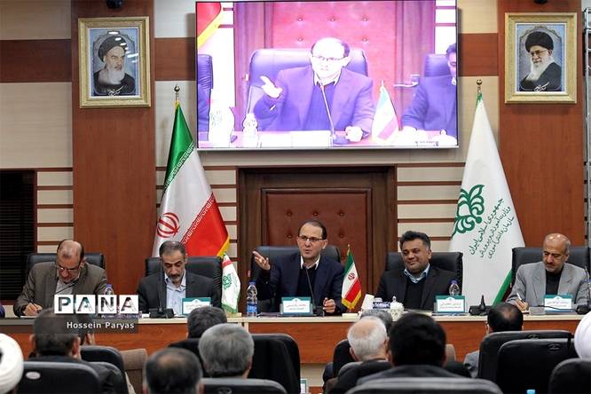 نشست هماندیشی مدیران ستادی و استانی سازمان دانشآموزی