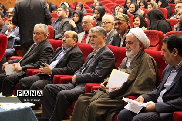نشست خبری وزیر فرهنگ و ارشاد اسللمی با خبرنگاران آذربایجان غربی
