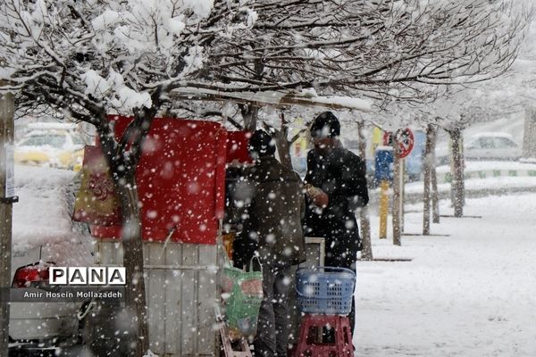 اولین برف زمستانی در ارومیه