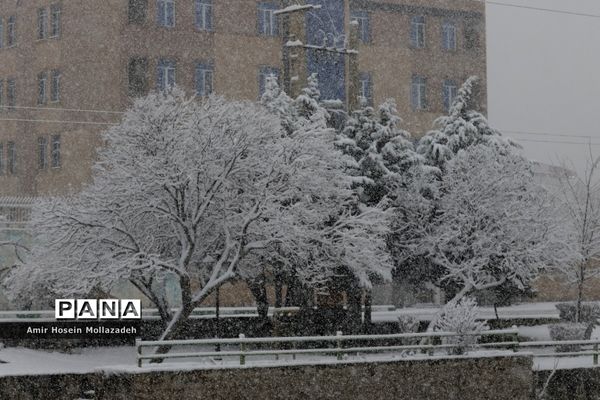 اولین برف زمستانی در ارومیه