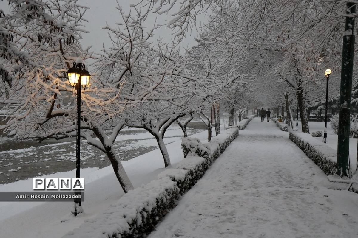 اولین برف زمستانی در ارومیه