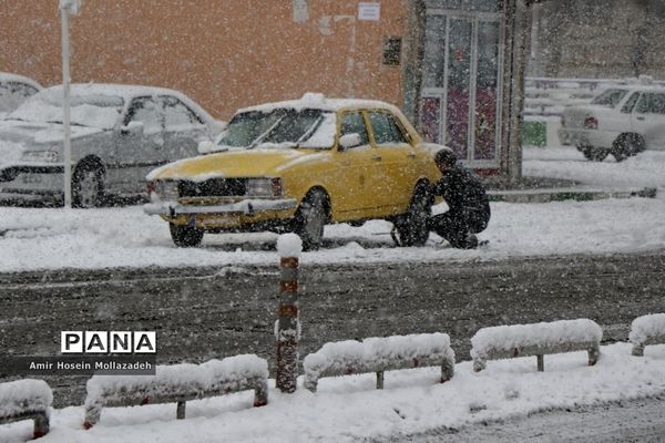 اولین برف زمستانی در ارومیه