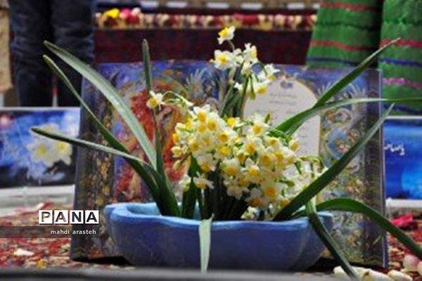 برگزاری جشنواره استانی گل نرگس در خوسف