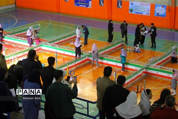 برگزاری مسابقه دومینو دانش‌آموزان ناحیه 2 شیراز