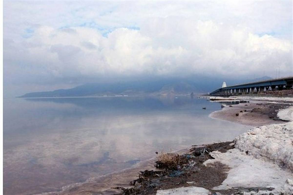 شناسایی 22 هزار حلقه چاه غیرمجاز در اطراف دریاچه ارومیه