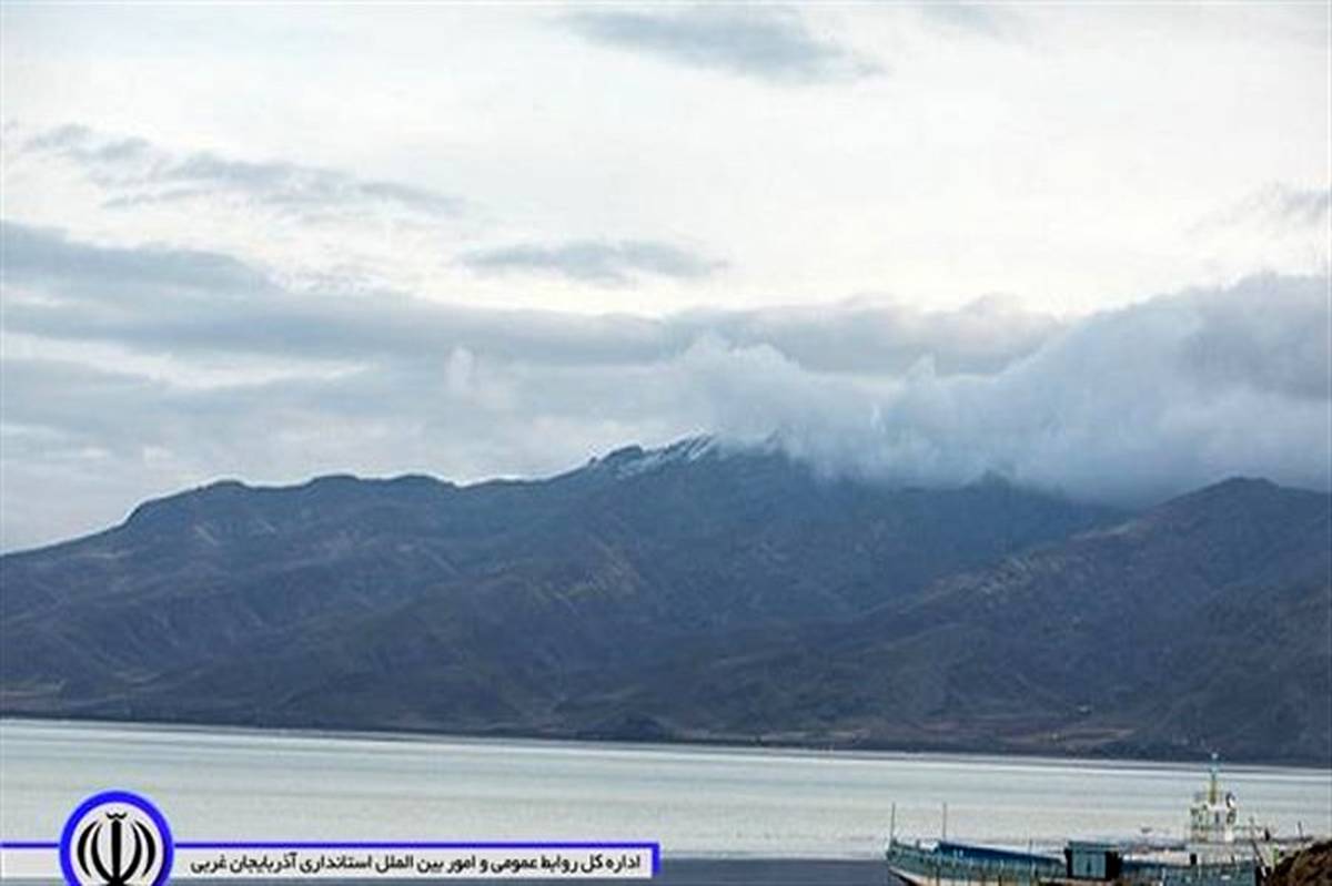 شناسایی 22 هزار حلقه چاه غیرمجاز در اطراف دریاچه ارومیه