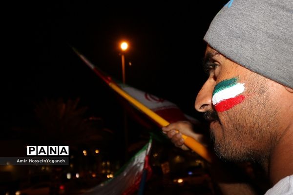 تماشای بازی ایران و یمن در جزیره کیش