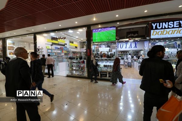 تماشای بازی ایران و یمن در جزیره کیش
